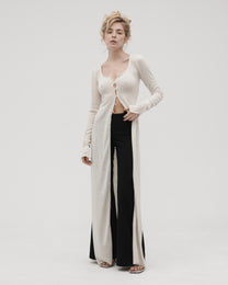 FULL LONG BUTTONED TOP IN BEIGE