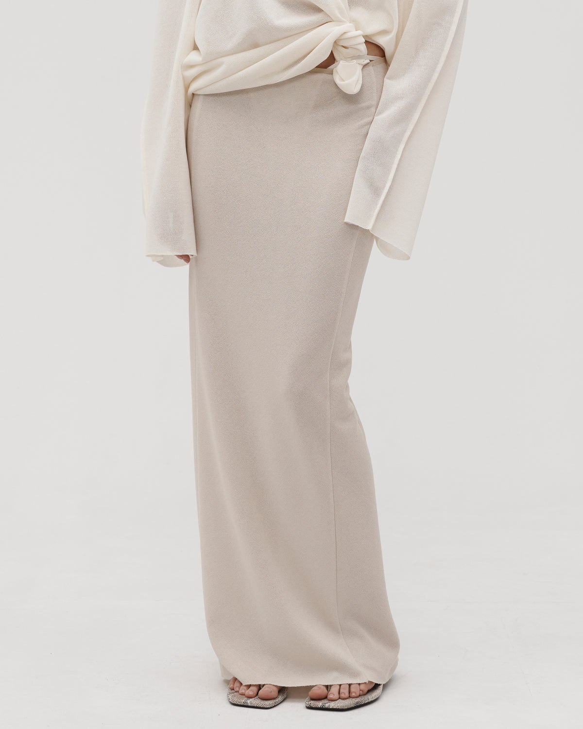 DAILY MAXI SKIRT IN BEIGE