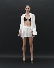 ECHO SHORTS IN MILK