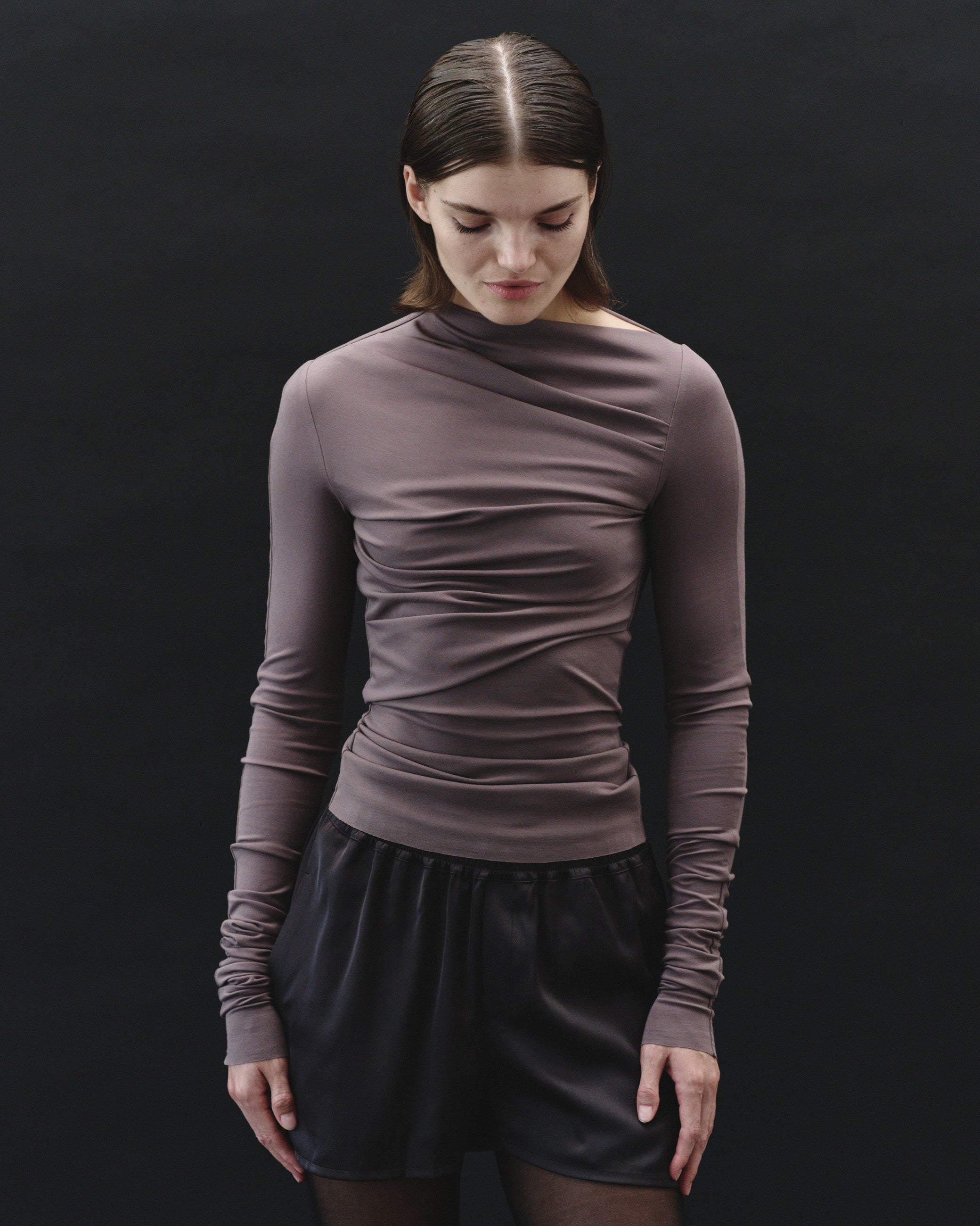DRAPED LONGSLEEVE