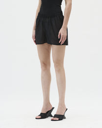 ECHO SHORTS IN BLACK