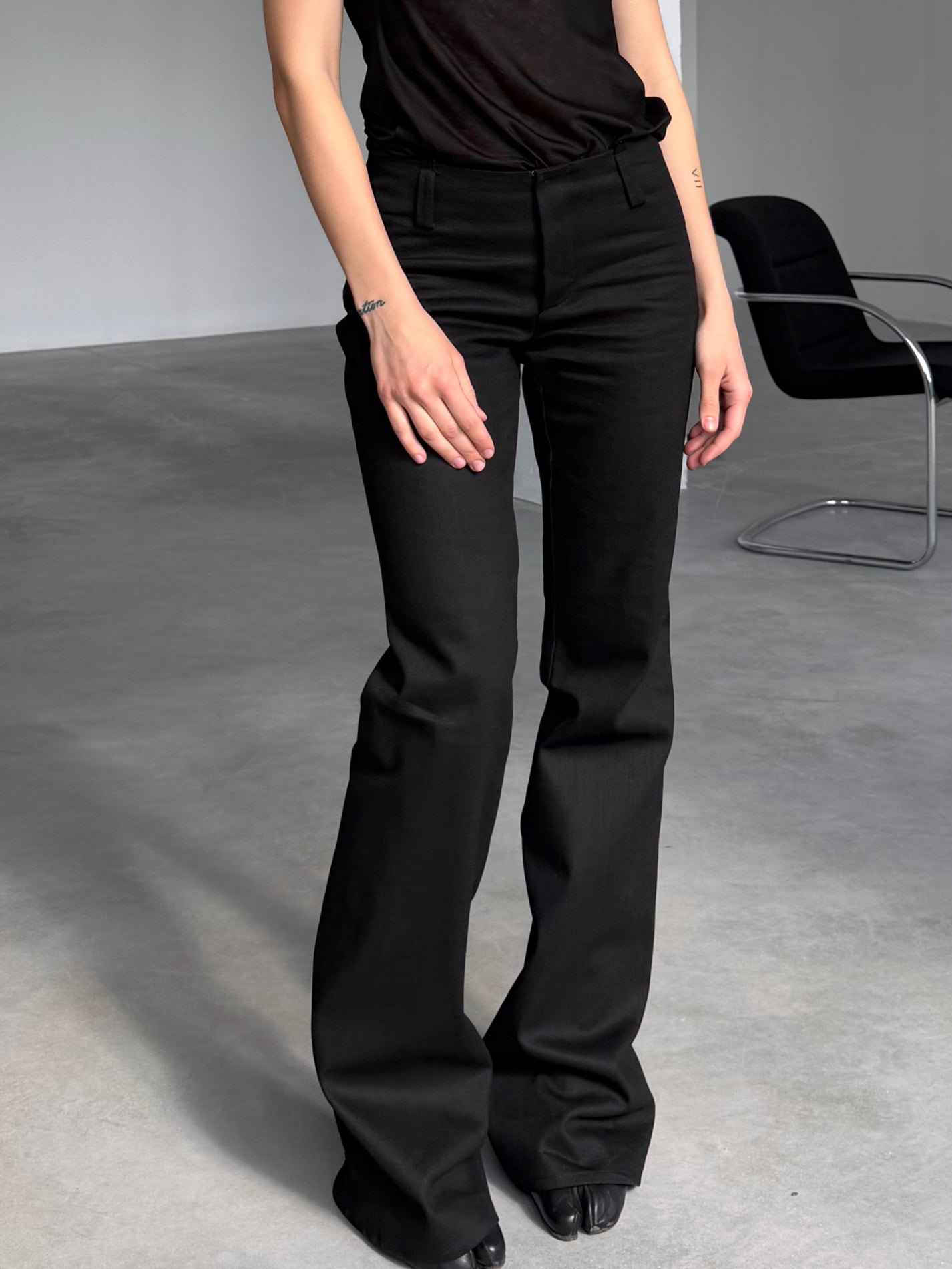 LOW RISE DENIM PANTS