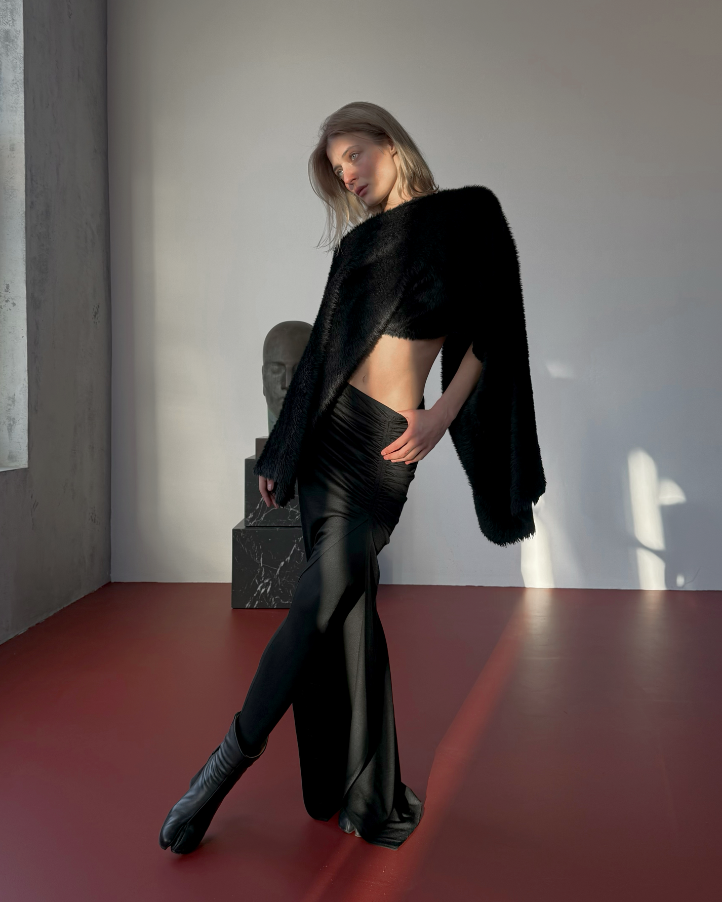 ALPACA SLEEVED SCARF