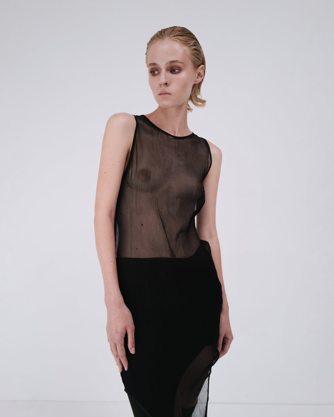 SILK TOP IN BLACK