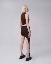 DRAPED SKIRT WITH ELONGATED DETAIL IN BROWN