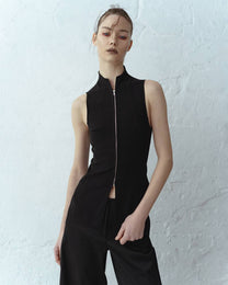 SILHOUETTE VEST