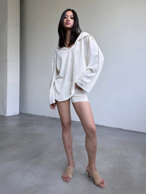 RELAXED-FIT HOODIE IN MILK