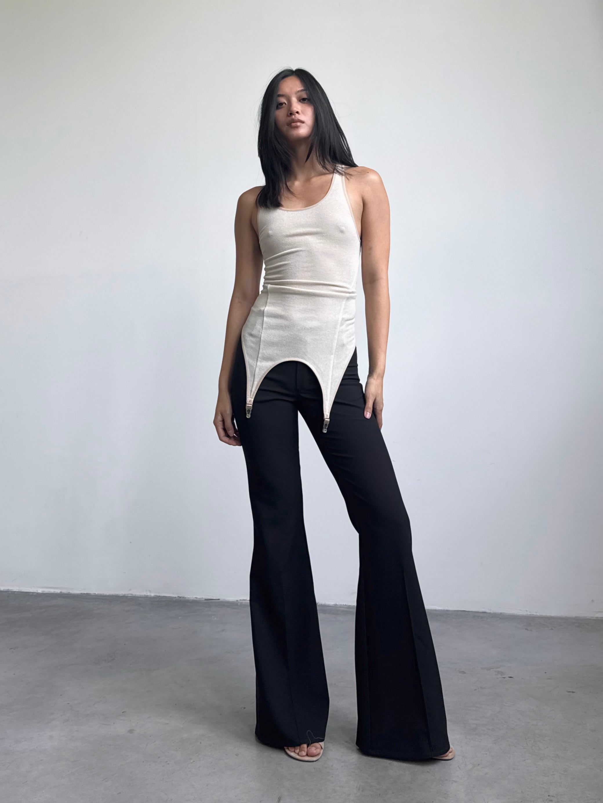 FASTEN ME TOP IN BEIGE