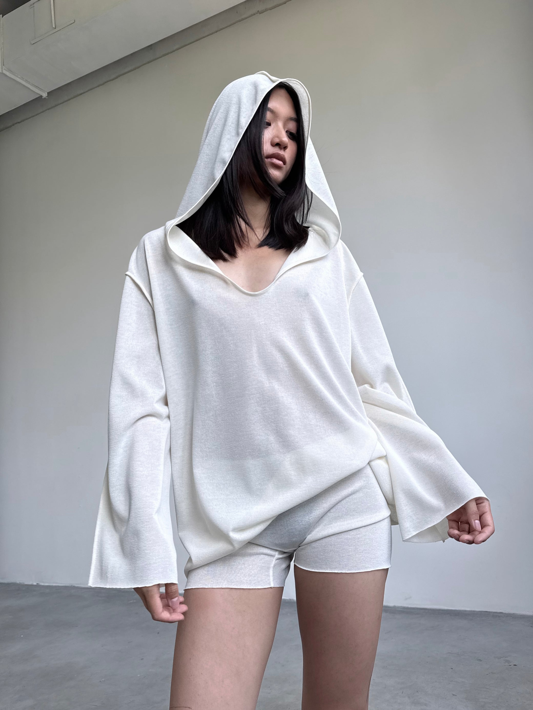 MINI SHORTS IN MILK