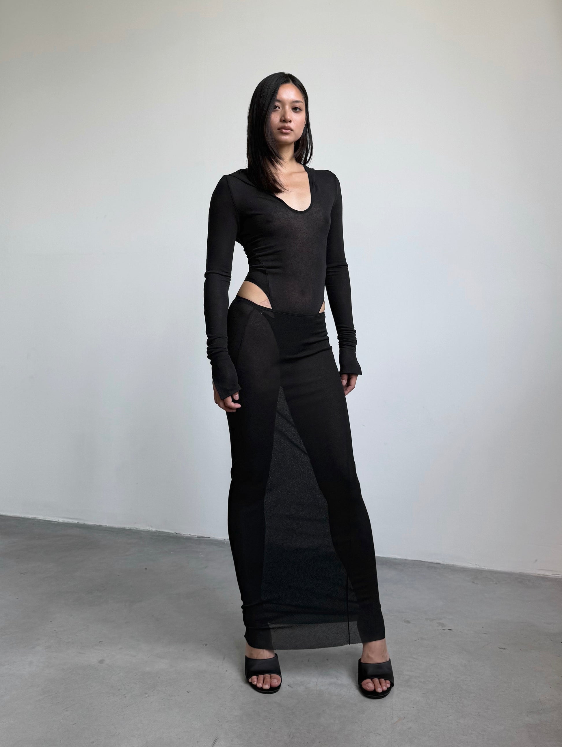 HOODED BODYSUIT IN BLACK