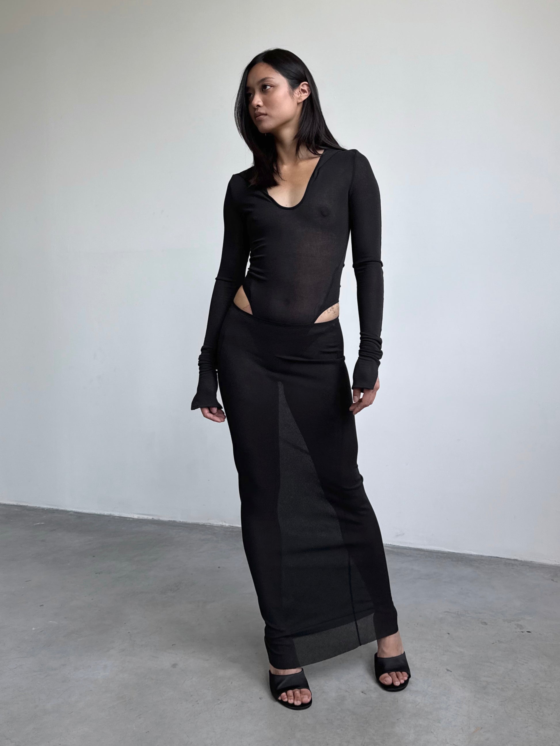 DAILY MAXI SKIRT IN BLACK