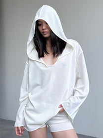 RELAXED-FIT HOODIE IN MILK