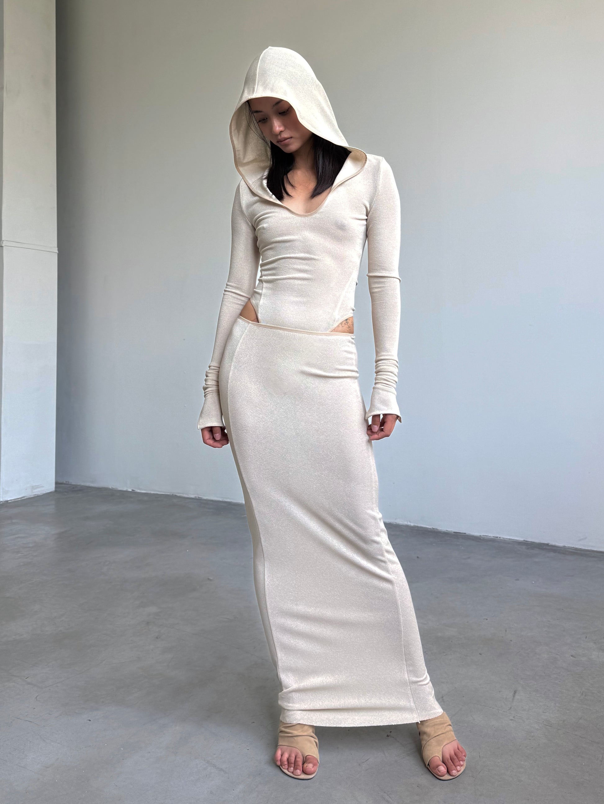 DAILY MAXI SKIRT IN BEIGE