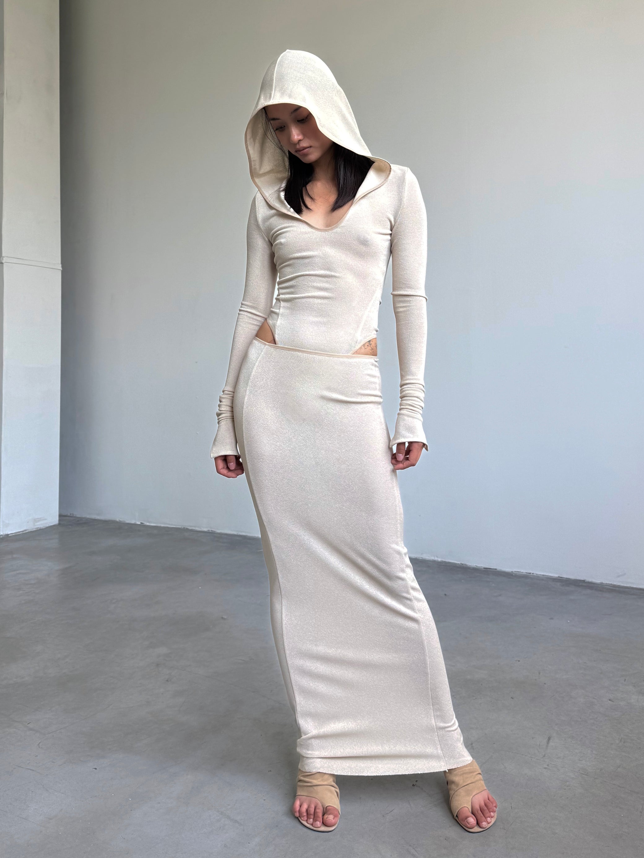 DAILY MAXI SKIRT IN BEIGE